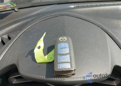 2014 Mazda Mazda3 I Touring z USA, uszkodzony, nr VIN JM1BM1V72E1136091